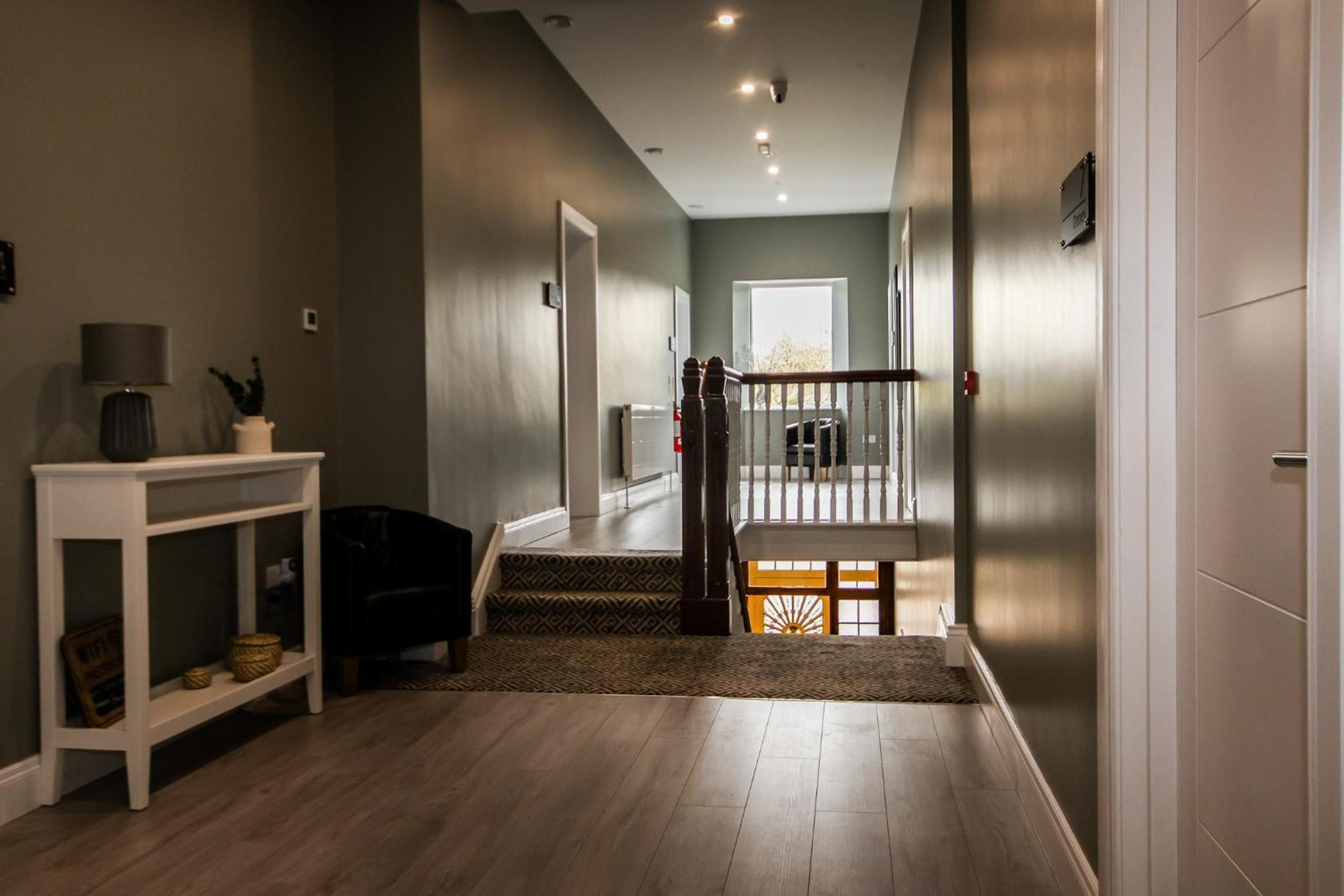 Отель Carrick Gate Экстерьер фото